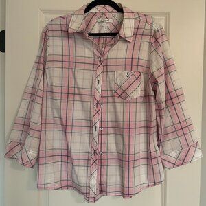 Foxcroft Taylor Fitted Non-Iron button-up blouse